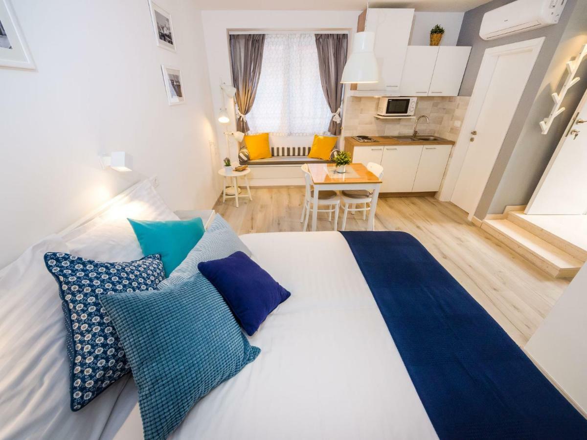 Navis Luxury *